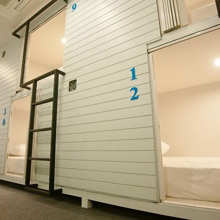 Hotel Capsule Suratthani Сураттхани Экстерьер фото