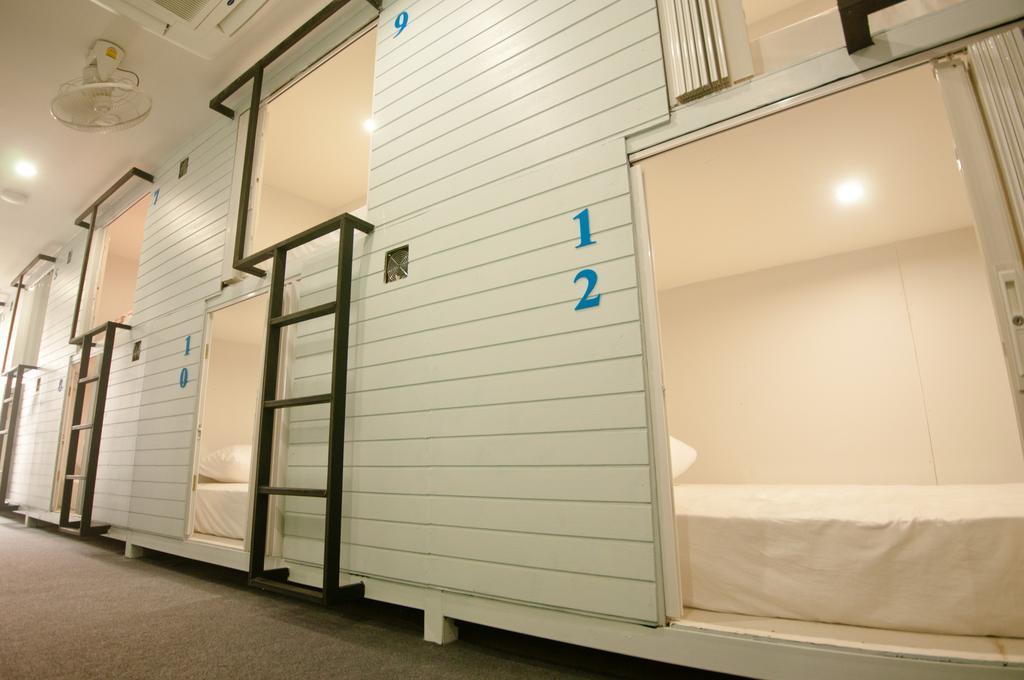 Hotel Capsule Suratthani Сураттхани Экстерьер фото
